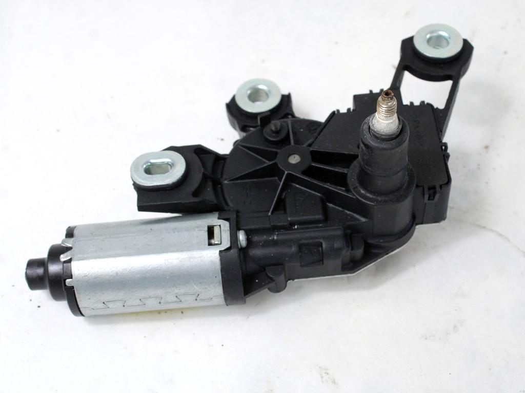 MOTORCEK ZADNJEGA BRISALCA OEM N. 4F9955711C ORIGINAL REZERVNI DEL AUDI A4 B8 8K2 BER/SW/CABRIO (2007 - 11/2015) DIESEL LETNIK 2008