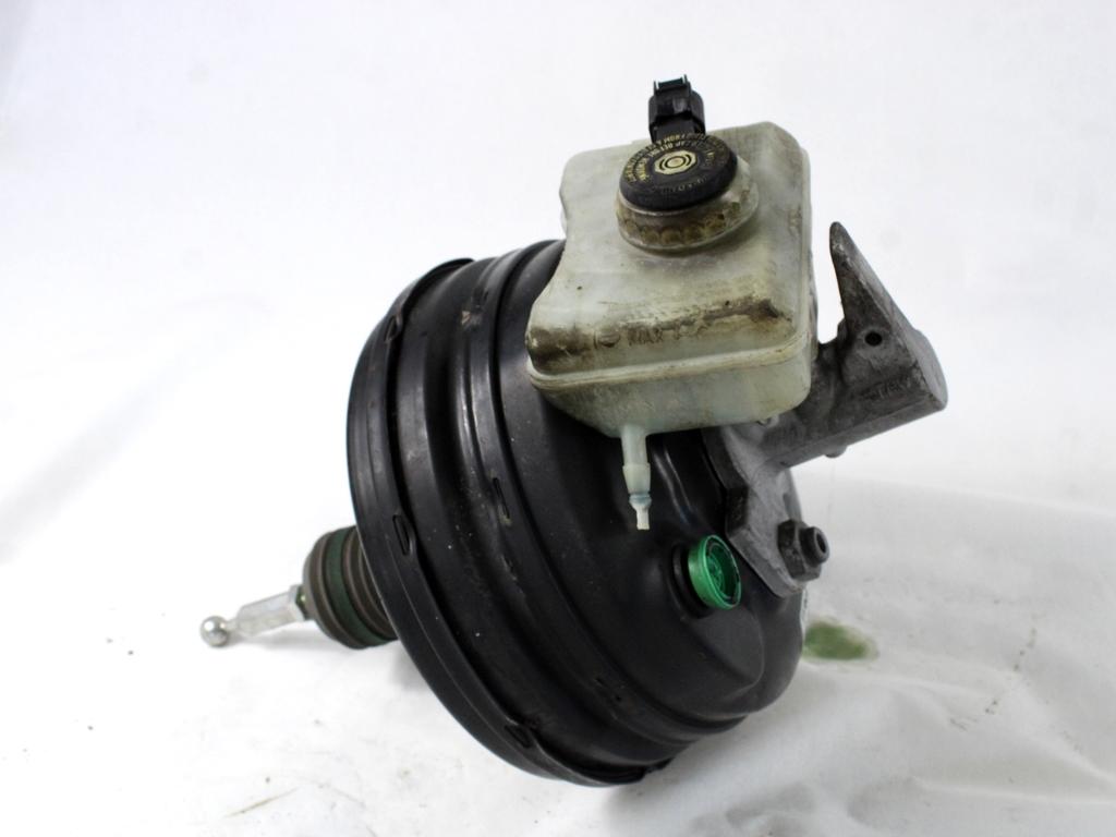 SERVO OJACEVALNIK ZAVOR S PUMPO OEM N. 8K0612103K ORIGINAL REZERVNI DEL AUDI A4 B8 8K2 BER/SW/CABRIO (2007 - 11/2015) DIESEL LETNIK 2008