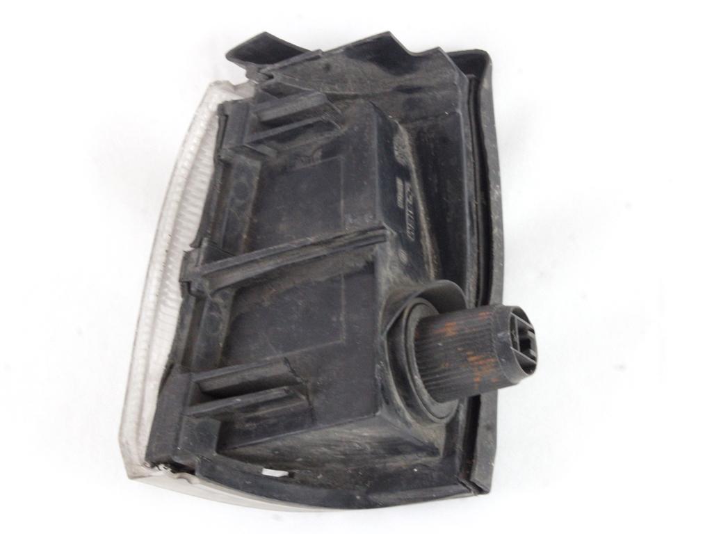 SPREDNJI INDIKATOR OEM N. 7675195 ORIGINAL REZERVNI DEL FIAT TIPO 160 (1988 -1992)BENZINA LETNIK 1988