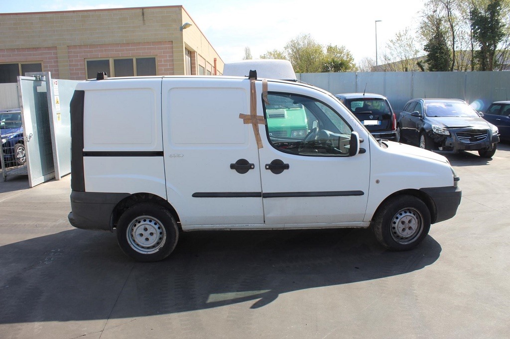 FIAT DOBLO 1.9 D 46KW 5M 2P (2001) RICAMBI IN MAGAZZINO