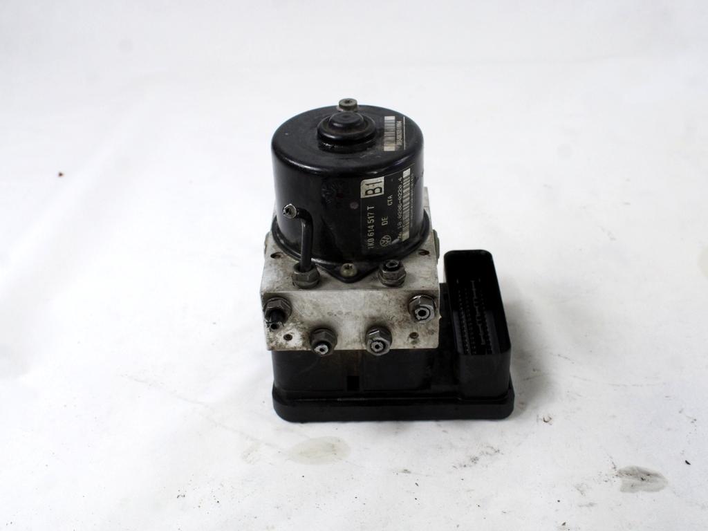 ABS AGREGAT S PUMPO OEM N. 1K0614517T ORIGINAL REZERVNI DEL VOLKSWAGEN GOLF V 1K1 1K5 MK5 BER/SW (02/2004-11/2008) DIESEL LETNIK 2006