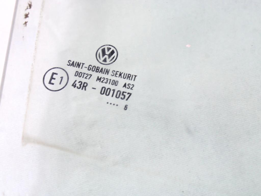 STEKLO ZADNJIH DESNIH VRAT OEM N. 1K6845026B ORIGINAL REZERVNI DEL VOLKSWAGEN GOLF V 1K1 1K5 MK5 BER/SW (02/2004-11/2008) DIESEL LETNIK 2006