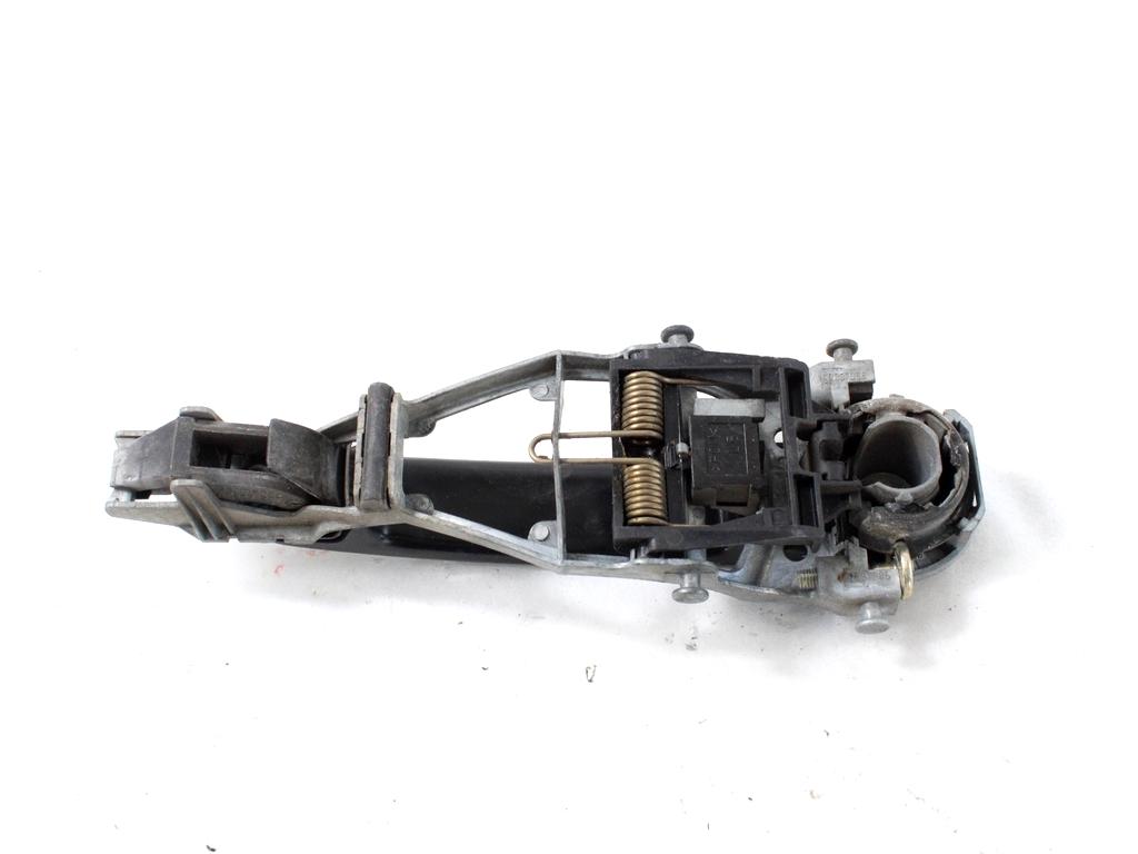 ZUNANJA KLJUKA ZADNJA LEVA VRATA OEM N. 3B0837205F3FZ ORIGINAL REZERVNI DEL VOLKSWAGEN GOLF V 1K1 1K5 MK5 BER/SW (02/2004-11/2008) DIESEL LETNIK 2006