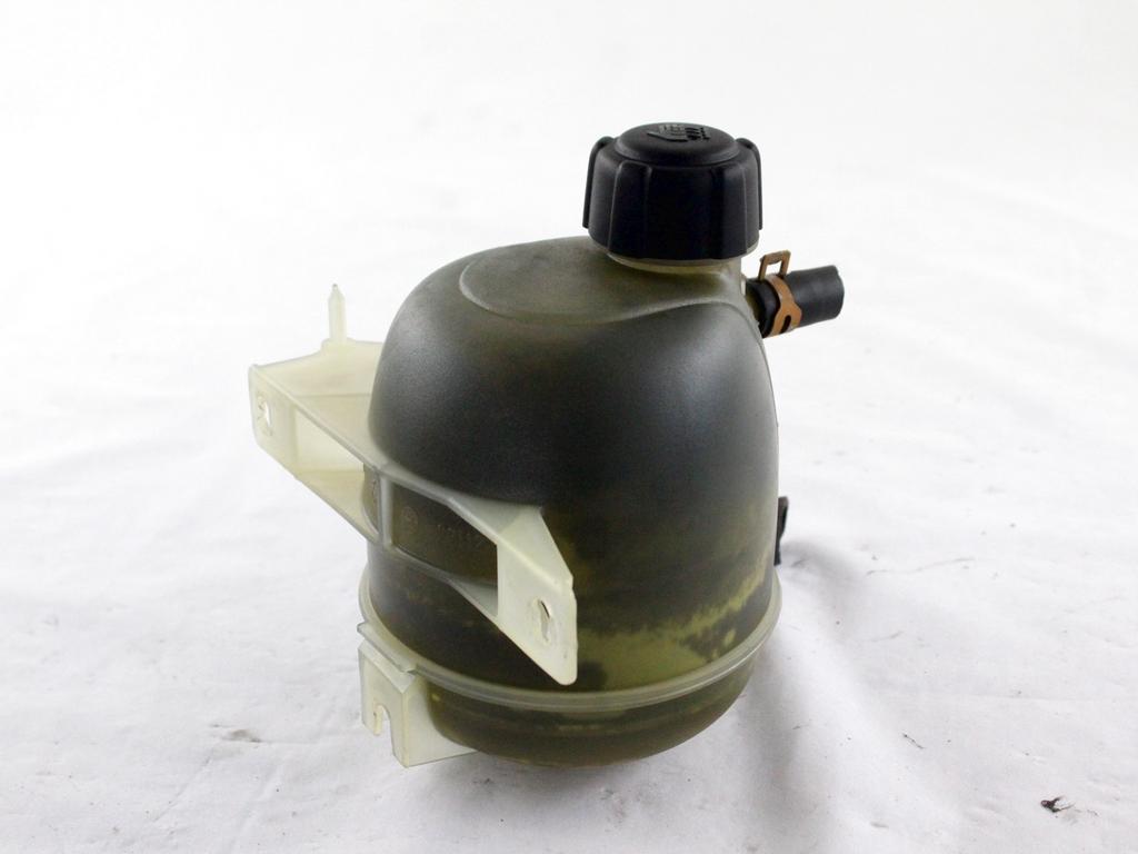 HLADILNA VODA ZA RADIJATORJE OEM N. 7700836316 ORIGINAL REZERVNI DEL RENAULT CLIO BB CB MK2 R / CLIO STORIA (05/2001 - 2012) BENZINA LETNIK 2001