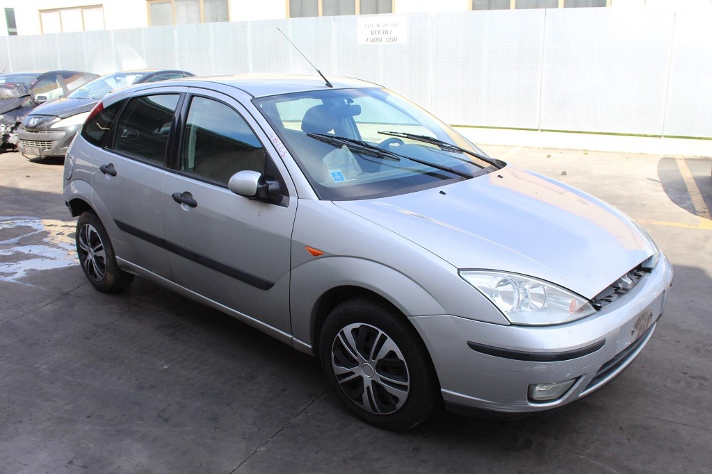 FORD FOCUS 1.8 D 74KW 5M 5P (2004) RICAMBI IN MAGAZZINO