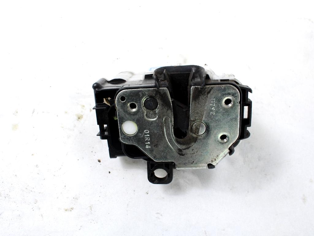 CENTRALNI ZAKLEP SPREDNJIH VRAT  OEM N. 51935121 ORIGINAL REZERVNI DEL FIAT 500 CINQUECENTO 312 MK3 (2007 - 2015) BENZINA/GPL LETNIK 2014