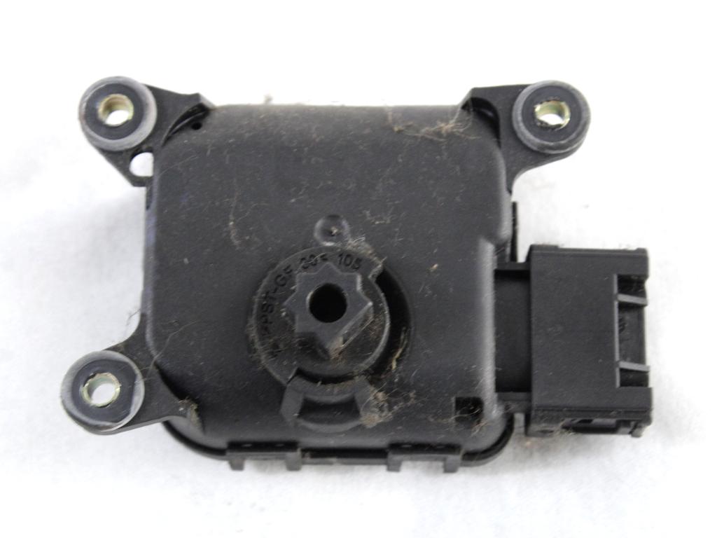 MOTORCEK OGREVANJA OEM N. 132801163 ORIGINAL REZERVNI DEL RENAULT SCENIC JA0/1 FA0 MK1 R (1999 - 2003) DIESEL LETNIK 2001