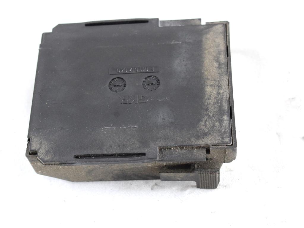 RAZNE KRMILNE ENOTE  OEM N. 8200154158 ORIGINAL REZERVNI DEL RENAULT SCENIC JA0/1 FA0 MK1 R (1999 - 2003) DIESEL LETNIK 2001