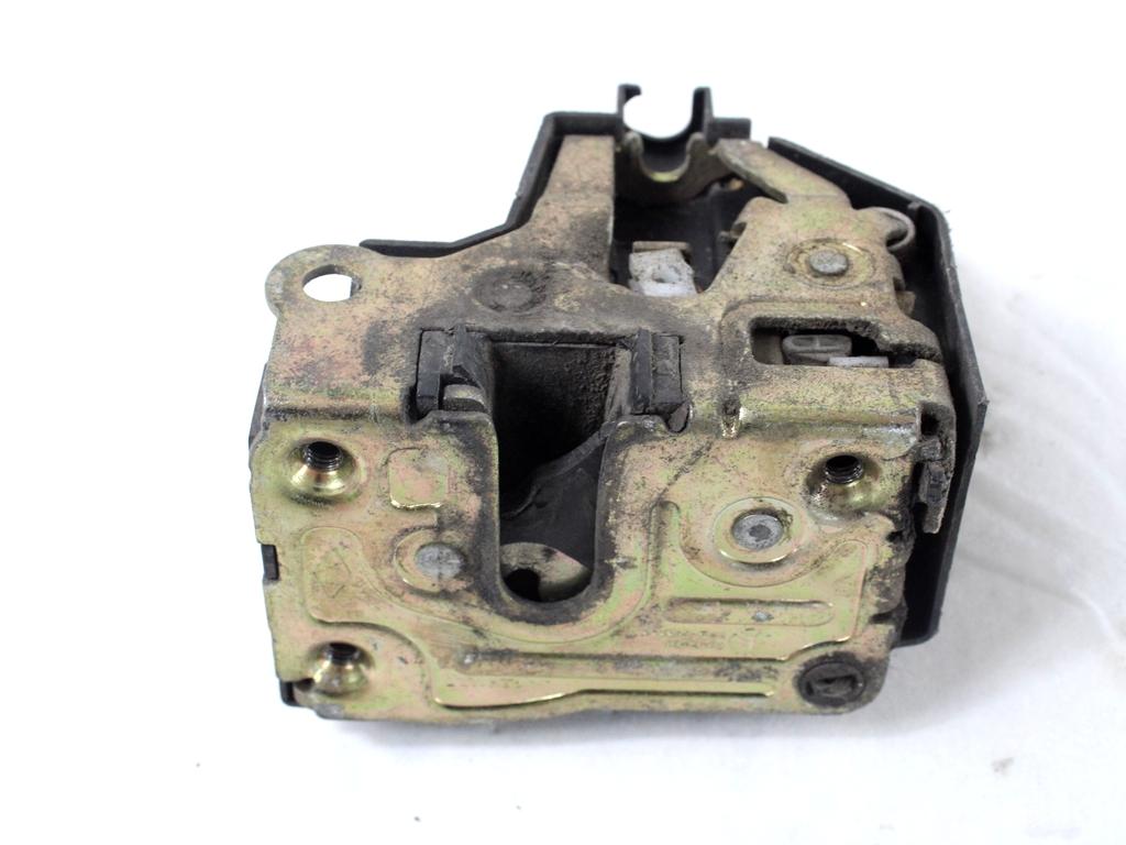 CENTRALNO ZAKLEPANJE ZADNJIH DESNIH VRAT OEM N. 7701473173 ORIGINAL REZERVNI DEL RENAULT SCENIC JA0/1 FA0 MK1 R (1999 - 2003) DIESEL LETNIK 2001