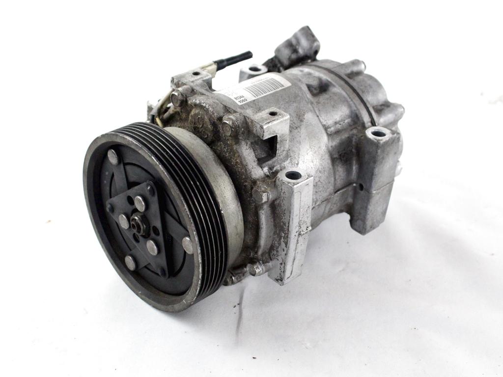 KOMPRESOR KLIME  OEM N. 8200866440 ORIGINAL REZERVNI DEL DACIA SANDERO MK1 (2008 - 2012) BENZINA/GPL LETNIK 2010