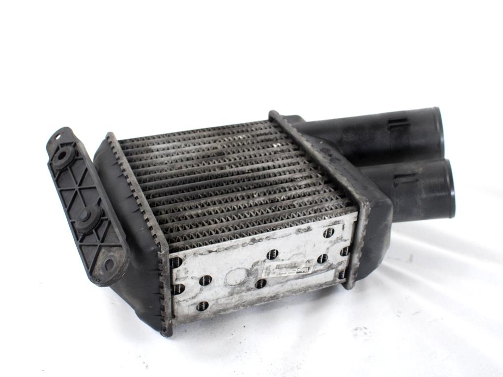 HLADILNIK INTERCOOLER OEM N. 8200047162 ORIGINAL REZERVNI DEL RENAULT SCENIC JA0/1 FA0 MK1 R (1999 - 2003) DIESEL LETNIK 2001