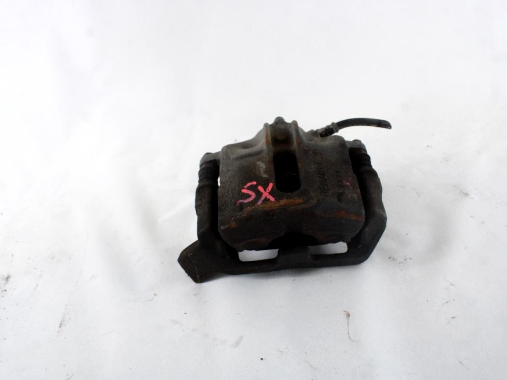 SPREDNJE LEVE ZAVORNE CELJUSTI  OEM N. 7701205832 ORIGINAL REZERVNI DEL RENAULT SCENIC JA0/1 FA0 MK1 R (1999 - 2003) DIESEL LETNIK 2001