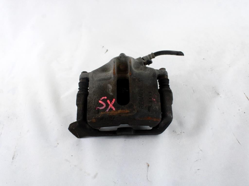 SPREDNJE LEVE ZAVORNE CELJUSTI  OEM N. 7701205832 ORIGINAL REZERVNI DEL RENAULT SCENIC JA0/1 FA0 MK1 R (1999 - 2003) DIESEL LETNIK 2001