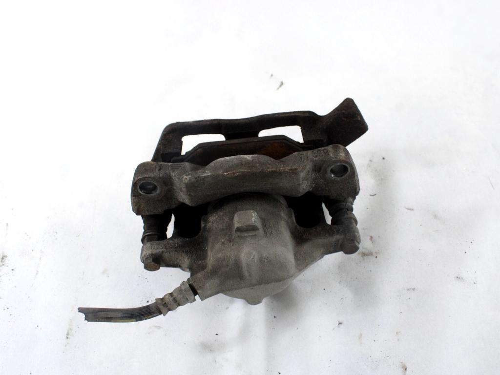 SPREDNJE DESNE ZAVORNE CELJUSTI  OEM N. 7701205833 ORIGINAL REZERVNI DEL RENAULT SCENIC JA0/1 FA0 MK1 R (1999 - 2003) DIESEL LETNIK 2001