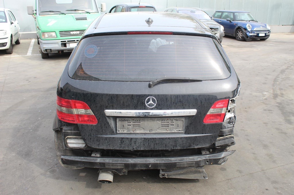 MERCEDES CLASSE B 180 W245 1.6 B 85KW AUT 5P (2009) RICAMBI IN MAGAZZINO