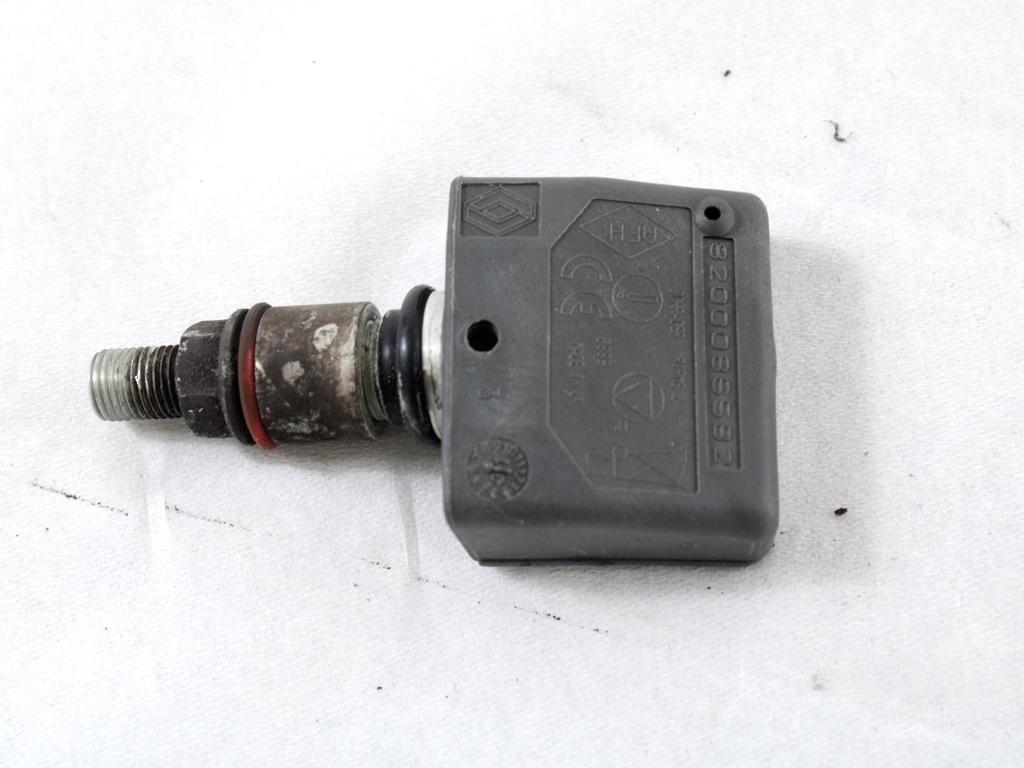 DRUGI SENZORJI OEM N. 8200086582 ORIGINAL REZERVNI DEL RENAULT SCENIC JA0/1 FA0 MK1 R (1999 - 2003) DIESEL LETNIK 2001