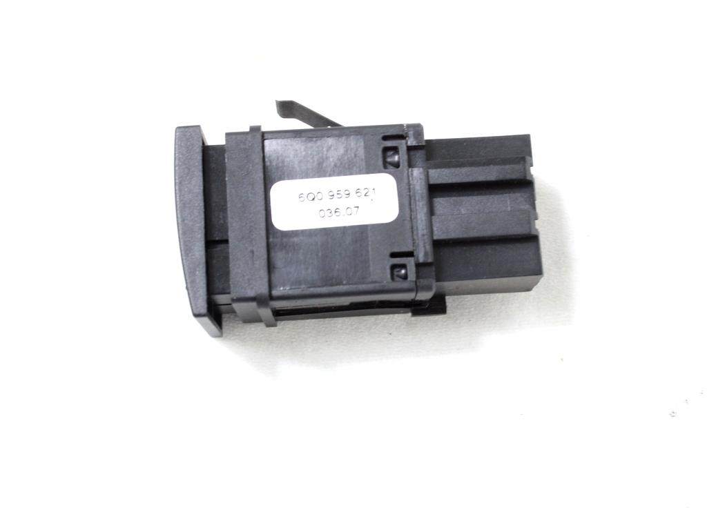 RAZLICNA STIKALA  OEM N. 6Q0959621 ORIGINAL REZERVNI DEL VOLKSWAGEN POLO 9N R (2005 - 10/2009) DIESEL LETNIK 2007