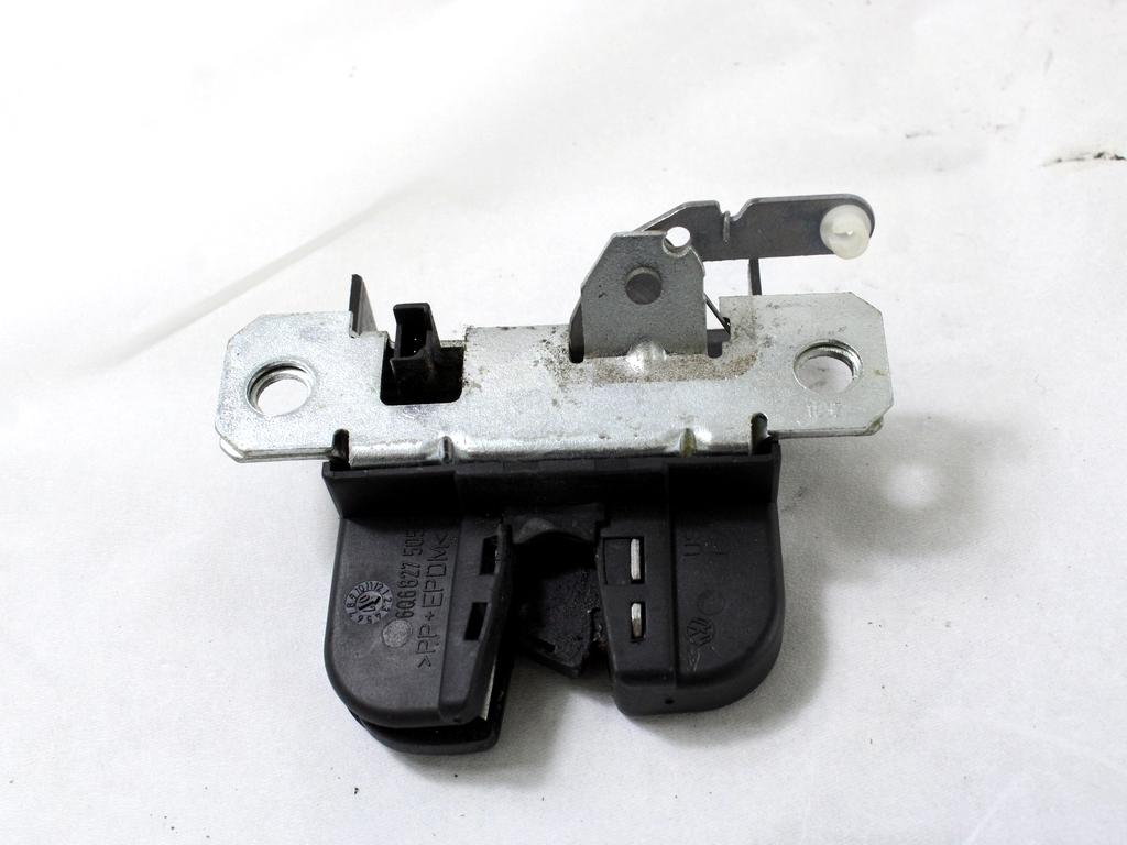 ZAKLEP POKROVA MOTORJA  OEM N. 6Q6827505E ORIGINAL REZERVNI DEL VOLKSWAGEN POLO 9N R (2005 - 10/2009) DIESEL LETNIK 2007