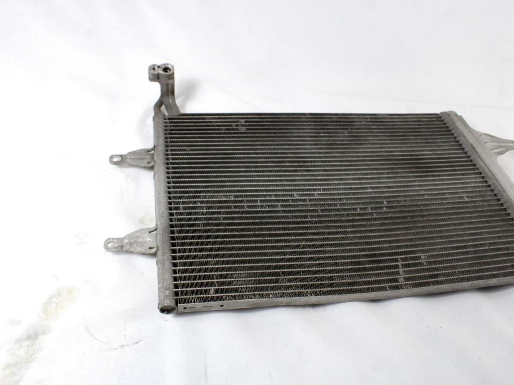 HLADILNIK KLIME OEM N. 6Q0820411K ORIGINAL REZERVNI DEL VOLKSWAGEN POLO 9N R (2005 - 10/2009) DIESEL LETNIK 2007