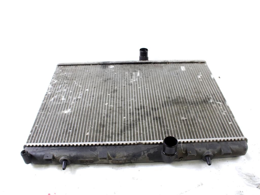 RADIATOR VODE OEM N. 9680533480 ORIGINAL REZERVNI DEL PEUGEOT 308 4A 4B 4C 4E 4H MK1 BER/SW/CC (2007 - 2013) DIESEL LETNIK 2010