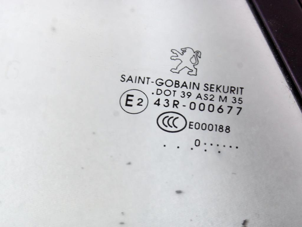 STEKLO ZADNJIH DESNIH VRAT OEM N. 8569WQ ORIGINAL REZERVNI DEL PEUGEOT 308 4A 4B 4C 4E 4H MK1 BER/SW/CC (2007 - 2013) DIESEL LETNIK 2010