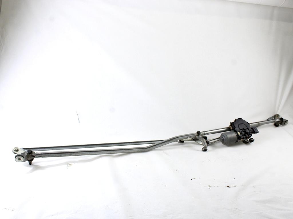 MOTORCEK PREDNJIH BRISALCEV OEM N. 9683542880 ORIGINAL REZERVNI DEL PEUGEOT 308 4A 4B 4C 4E 4H MK1 BER/SW/CC (2007 - 2013) DIESEL LETNIK 2010