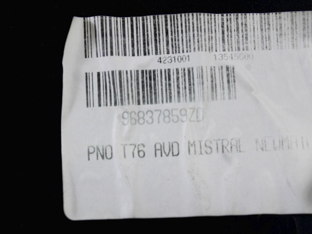 NOTRANJA OBLOGA SPREDNJIH VRAT OEM N. PNADTPG3084ACB2P ORIGINAL REZERVNI DEL PEUGEOT 308 4A 4B 4C 4E 4H MK1 BER/SW/CC (2007 - 2013) DIESEL LETNIK 2010