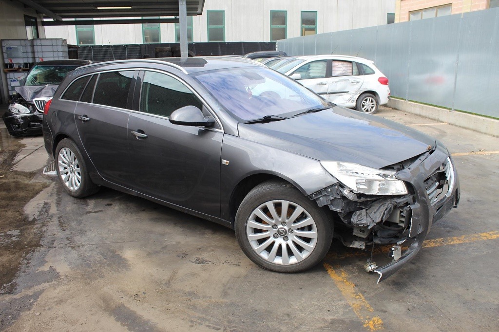 OPEL INSIGNIA A SW 2.0 D 118KW 6M 5P (2010) RICAMBI IN MAGAZZINO