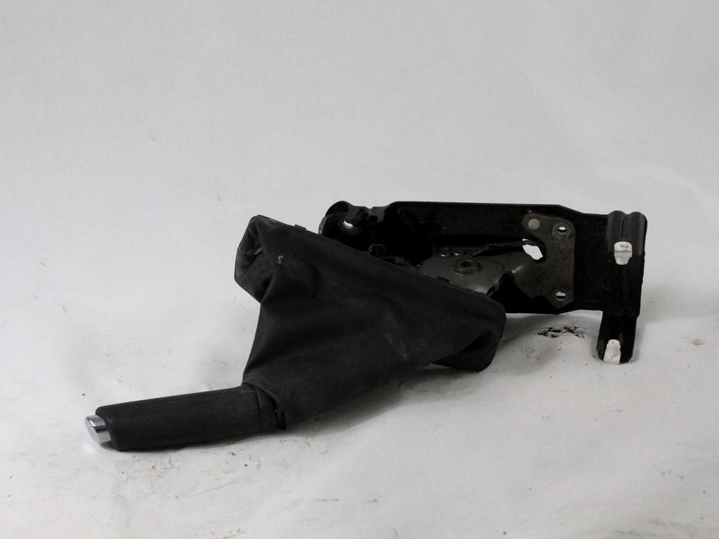 OEM N. 13138924 ORIGINAL REZERVNI DEL OPEL MERIVA A X03 R (2006 - 2010) BENZINA/GPL LETNIK 2009