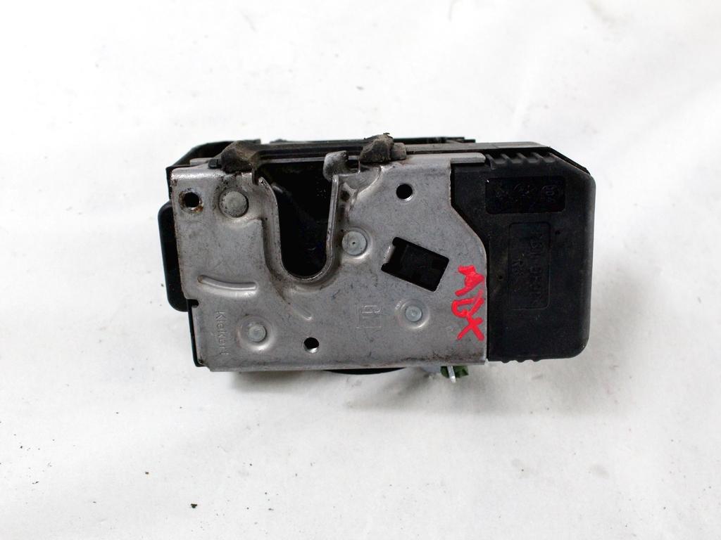 CENTRALNI ZAKLEP SPREDNJIH VRAT  OEM N. 13154792 ORIGINAL REZERVNI DEL OPEL MERIVA A X03 R (2006 - 2010) BENZINA/GPL LETNIK 2009