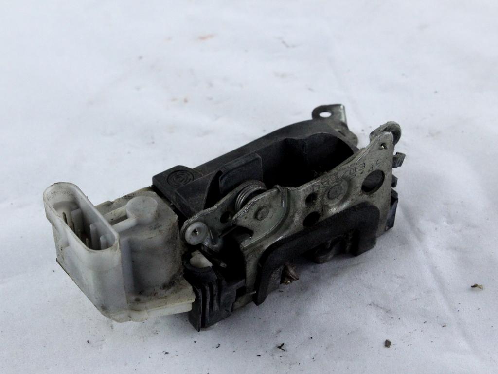 CENTRALNO ZAKLEPANJE ZADNJIH DESNIH VRAT OEM N. 51734603 ORIGINAL REZERVNI DEL FIAT MULTIPLA 186 (1998 - 2002) DIESEL LETNIK 2004