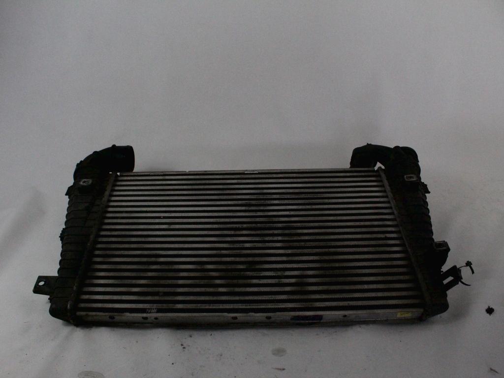 HLADILNIK INTERCOOLER OEM N. 13231458 ORIGINAL REZERVNI DEL OPEL ASTRA H A04 L48 L08 L35 L67 R 5P/3P/SW (2007 - 2010) DIESEL LETNIK 2008