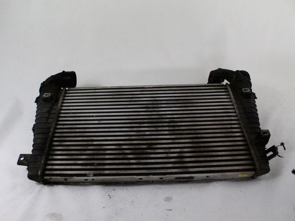 HLADILNIK INTERCOOLER OEM N. 13231458 ORIGINAL REZERVNI DEL OPEL ASTRA H A04 L48 L08 L35 L67 R 5P/3P/SW (2007 - 2010) DIESEL LETNIK 2008