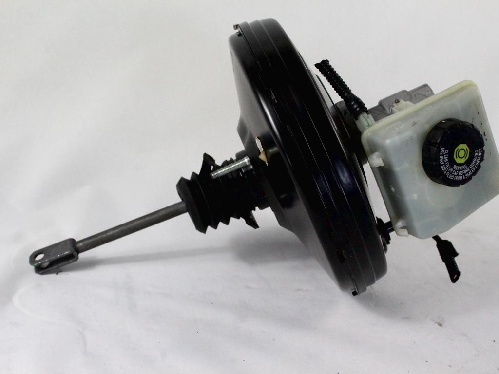 SERVO OJACEVALNIK ZAVOR S PUMPO OEM N. 13216085 ORIGINAL REZERVNI DEL OPEL ASTRA H A04 L48 L08 L35 L67 R 5P/3P/SW (2007 - 2010) DIESEL LETNIK 2008