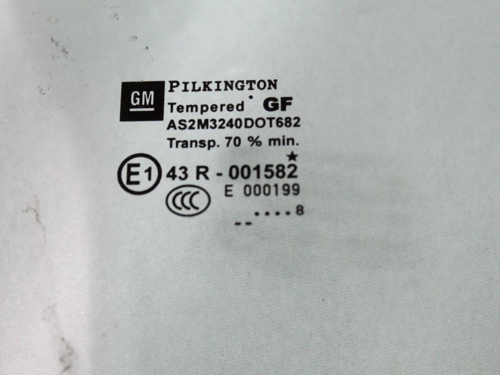 STEKLO SPREDNJIH DESNIH VRAT OEM N. 93183267 ORIGINAL REZERVNI DEL OPEL ASTRA H A04 L48 L08 L35 L67 R 5P/3P/SW (2007 - 2010) DIESEL LETNIK 2008