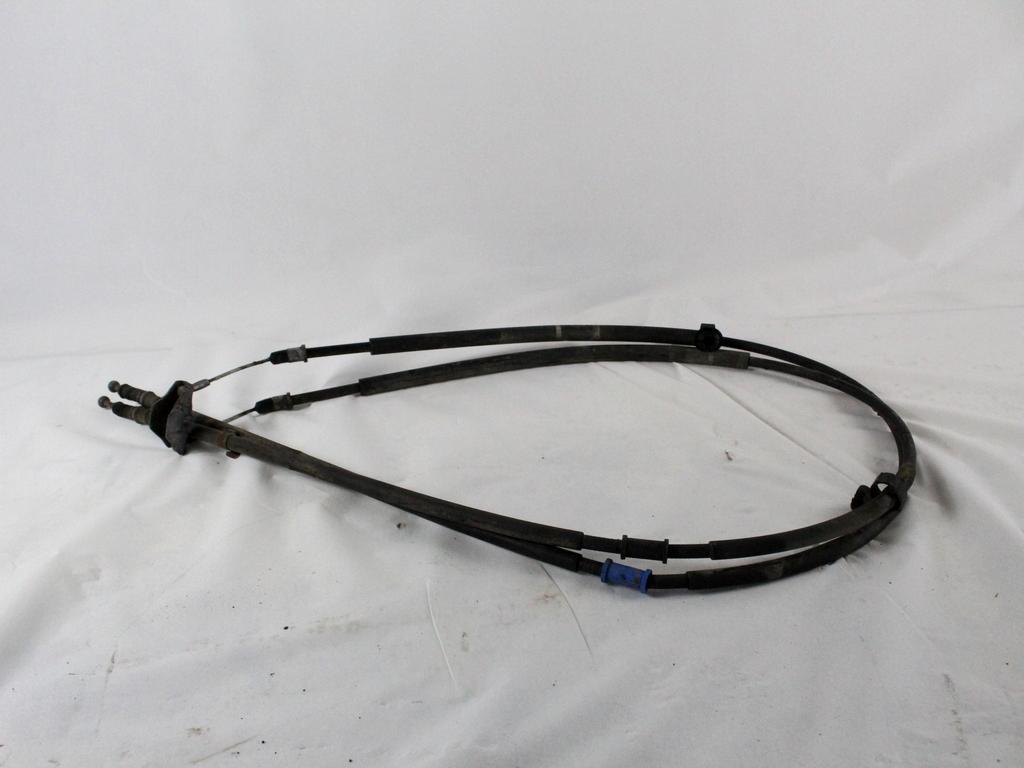 OEM N. 13340395 ORIGINAL REZERVNI DEL OPEL ASTRA H A04 L48 L08 L35 L67 R 5P/3P/SW (2007 - 2010) DIESEL LETNIK 2008