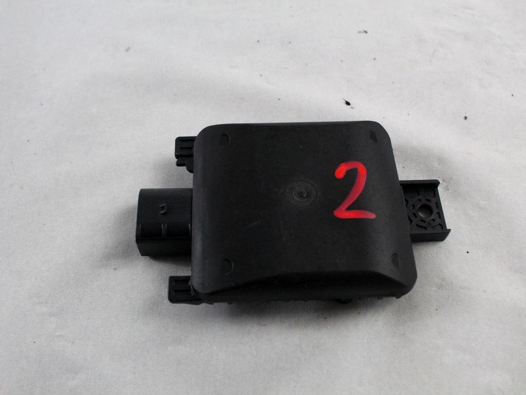 DRUGI SENZORJI OEM N. 2Q0907685E ORIGINAL REZERVNI DEL CUPRA FORMENTOR KM7 (DAL 2020) DIESEL LETNIK 2021