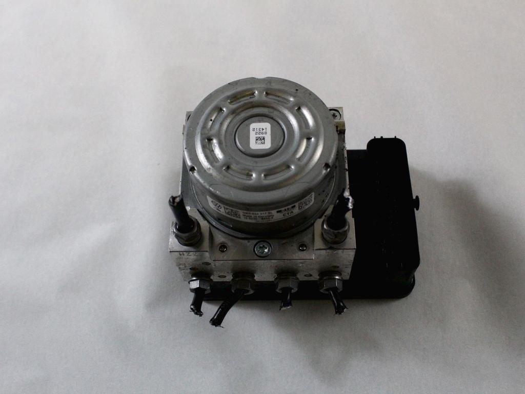 ABS AGREGAT S PUMPO OEM N. 5WA614517BL ORIGINAL REZERVNI DEL CUPRA FORMENTOR KM7 (DAL 2020) DIESEL LETNIK 2021