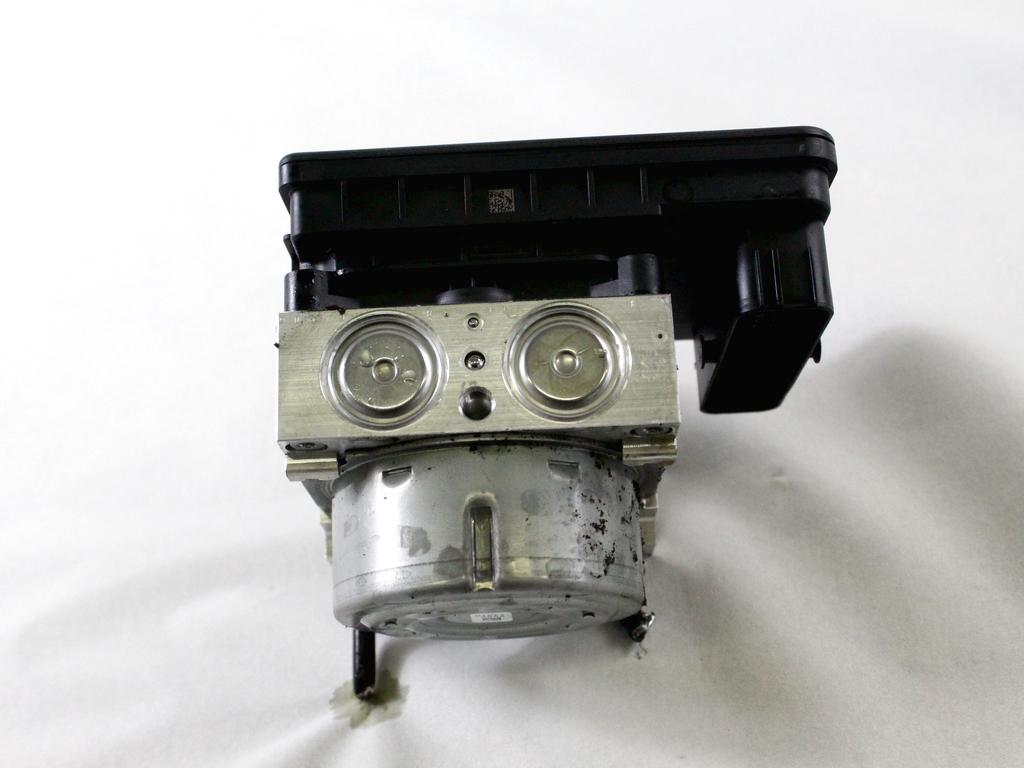 ABS AGREGAT S PUMPO OEM N. 5WA614517BL ORIGINAL REZERVNI DEL CUPRA FORMENTOR KM7 (DAL 2020) DIESEL LETNIK 2021