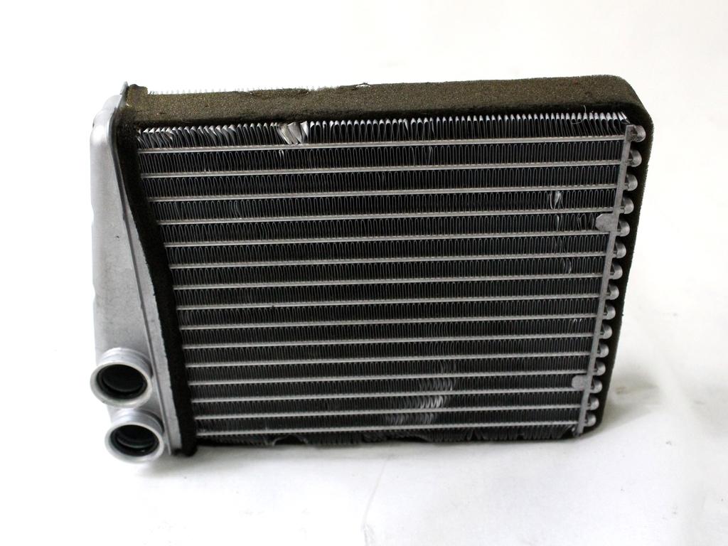 GRELEC RADIATORJA OEM N. A1698300361 ORIGINAL REZERVNI DEL MERCEDES CLASSE B W245 T245 5P (2005 - 2011) BENZINA LETNIK 2009