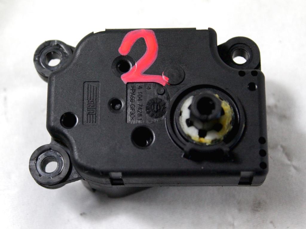 MOTORCEK OGREVANJA OEM N. EAD516 ORIGINAL REZERVNI DEL CITROEN C3 MK2 SC (2009 - 2016) DIESEL LETNIK 2011