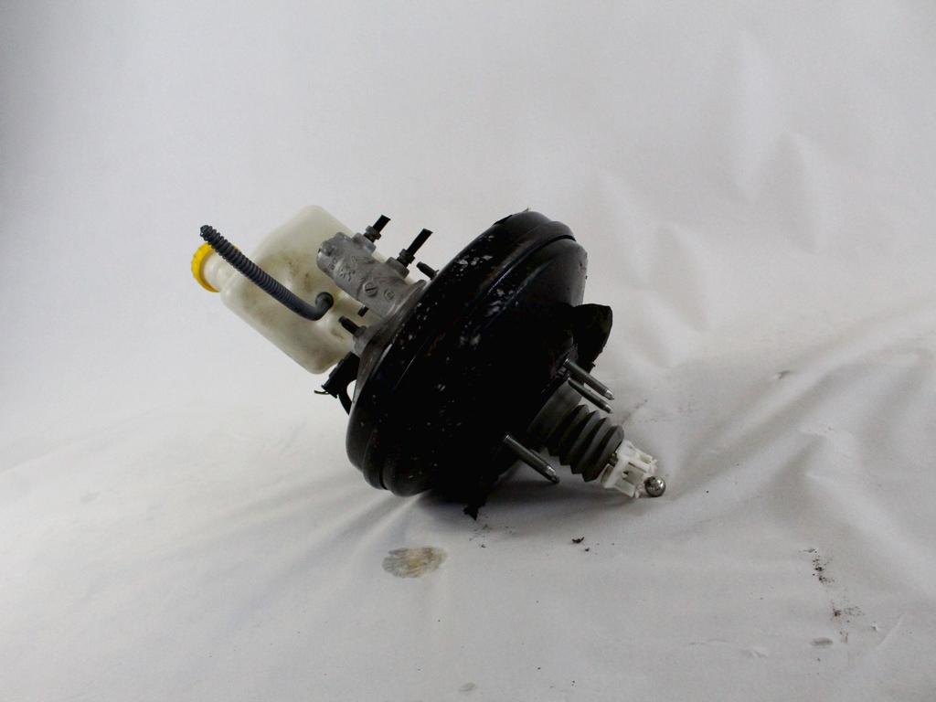 SERVO OJACEVALNIK ZAVOR S PUMPO OEM N. 9672460780 ORIGINAL REZERVNI DEL CITROEN C3 MK2 SC (2009 - 2016) DIESEL LETNIK 2011