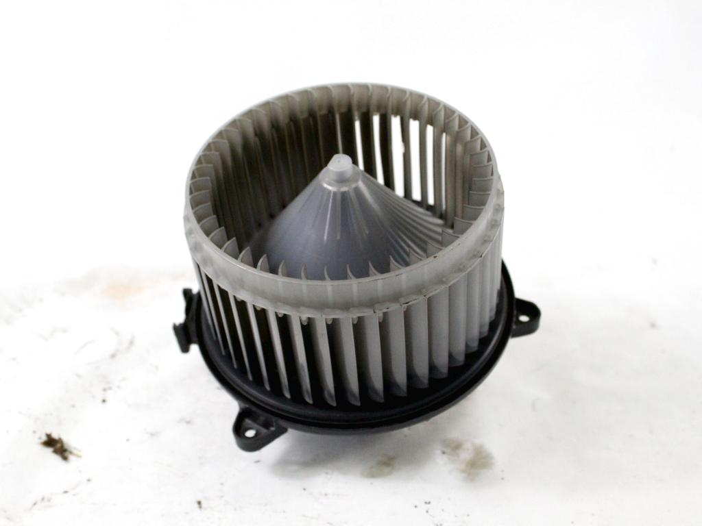 VENTILATOR  KABINE  OEM N. 13263279 ORIGINAL REZERVNI DEL OPEL INSIGNIA A G09 (2008 - 2017)DIESEL LETNIK 2010