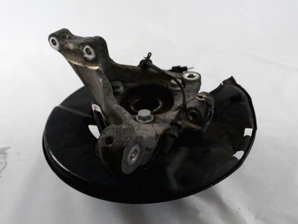 LEVI VRTLJIVI LEZAJ / PESTO KOLESA Z LEZAJEM SPREDAJ OEM N. 13219080 ORIGINAL REZERVNI DEL OPEL INSIGNIA A G09 (2008 - 2017)DIESEL LETNIK 2010