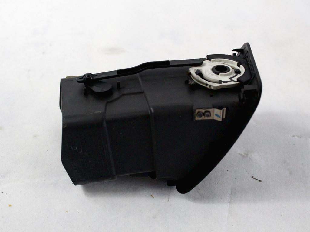 ODVOD ZRAKA OEM N. 13321919 ORIGINAL REZERVNI DEL OPEL INSIGNIA A G09 (2008 - 2017)DIESEL LETNIK 2010