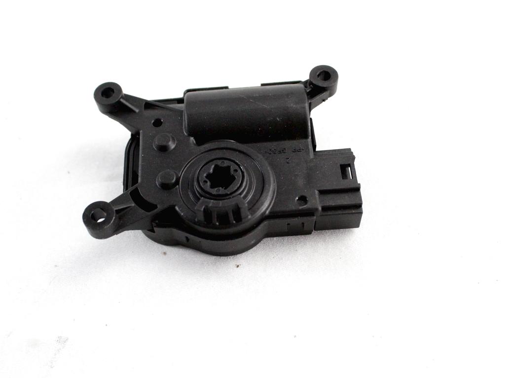 MOTORCEK OGREVANJA OEM N. 2Q0907511F ORIGINAL REZERVNI DEL VOLKSWAGEN GOLF VIII CD1 MK8 (DAL 2019)DIESEL LETNIK 2021