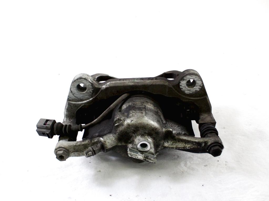 SPREDNJE DESNE ZAVORNE CELJUSTI  OEM N. 5WA615124 ORIGINAL REZERVNI DEL VOLKSWAGEN GOLF VIII CD1 MK8 (DAL 2019)DIESEL LETNIK 2021