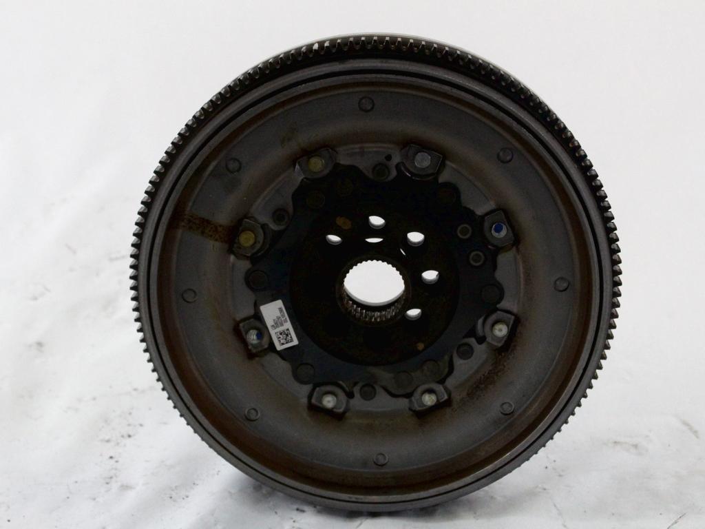 VZRTAJNIK OEM N. 05L105266K ORIGINAL REZERVNI DEL VOLKSWAGEN GOLF VIII CD1 MK8 (DAL 2019)DIESEL LETNIK 2021