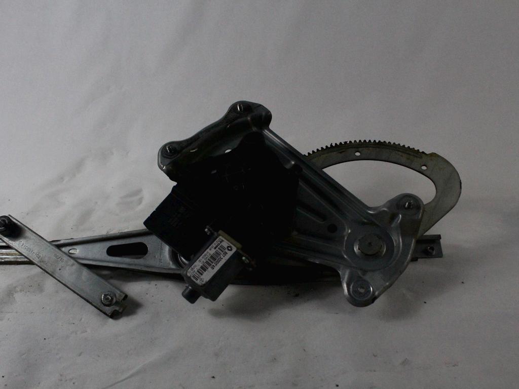 MEHANIZEM DVIGA SPREDNJIH STEKEL  OEM N. 31537 SISTEMA ALZACRISTALLO PORTA ANTERIORE ELETTR ORIGINAL REZERVNI DEL RENAULT MEGANE MK3 BZ0/1 B3 DZ0/1 KZ0/1 BER/SPORTOUR/ESTATE (2009 - 2015) DIESEL LETNIK 2010