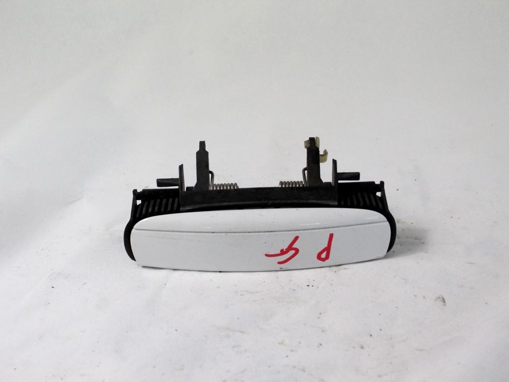 ZUNANJA KLJUKA ZADNJA LEVA VRATA OEM N. 8P0837207 ORIGINAL REZERVNI DEL AUDI A3 MK2R 8P 8PA 8P1 8P7 (2008 - 2012)DIESEL LETNIK 2010